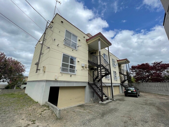 ファミリ－ハイツ北１９条の物件外観写真