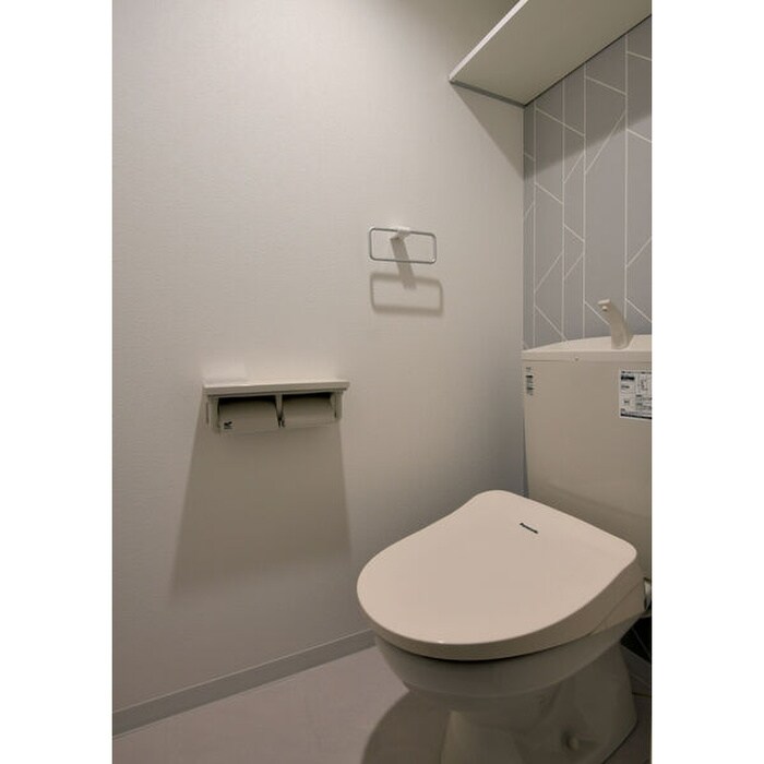 物件内観写真12　(トイレ)