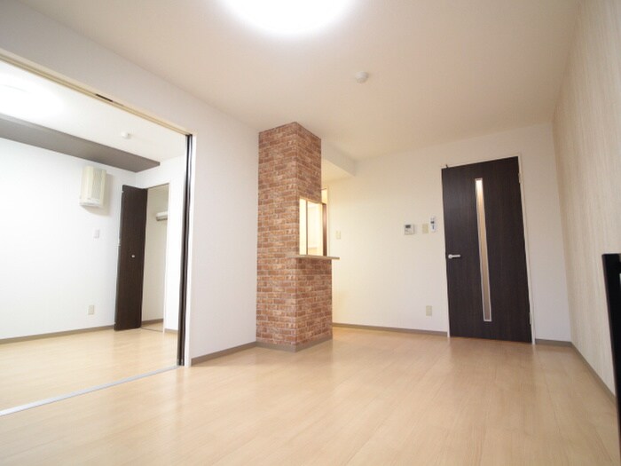 物件内観写真5　(居室)