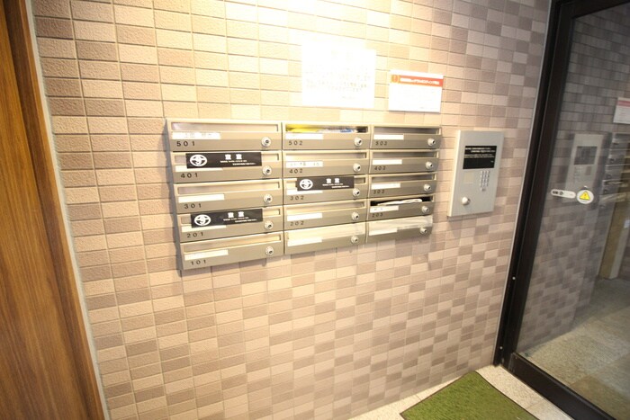 物件外観写真6　(建物設備)