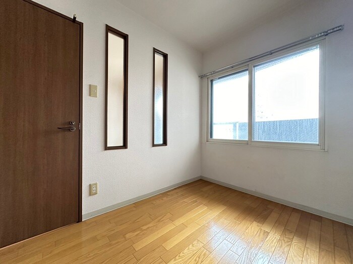 物件内観写真16　(居室)