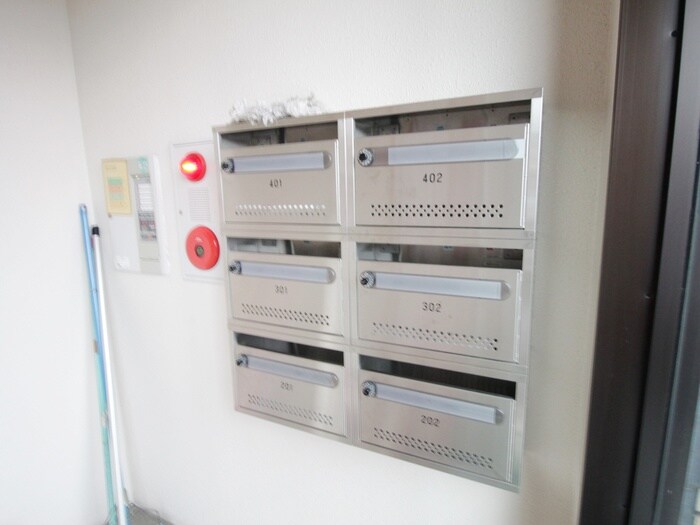 物件外観写真6　(建物設備)