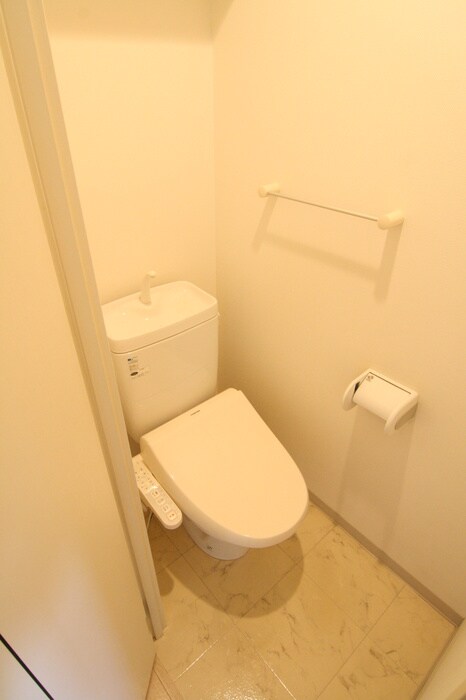 物件内観写真13　(トイレ)