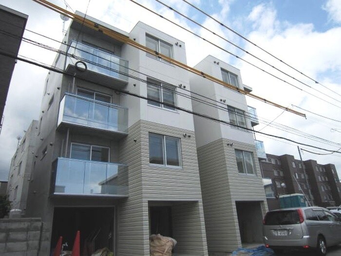 物件外観写真1　(外観写真)