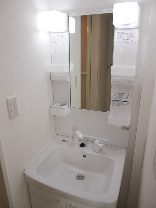 物件内観写真13　(洗面)