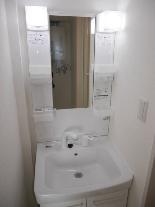 物件内観写真13　(洗面)