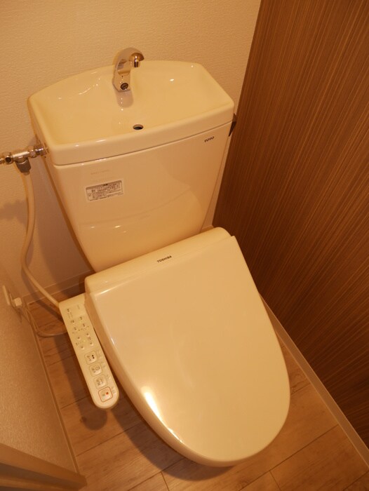 物件内観写真14　(トイレ)