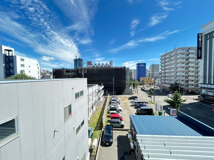 物件内観写真19　(室内からの展望)