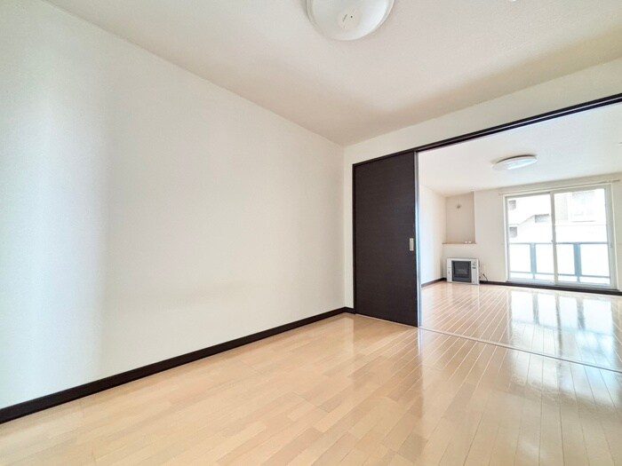 物件内観写真12　(居室)