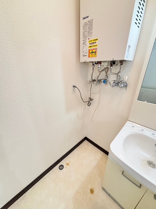 物件内観写真22　(洗濯機置場)