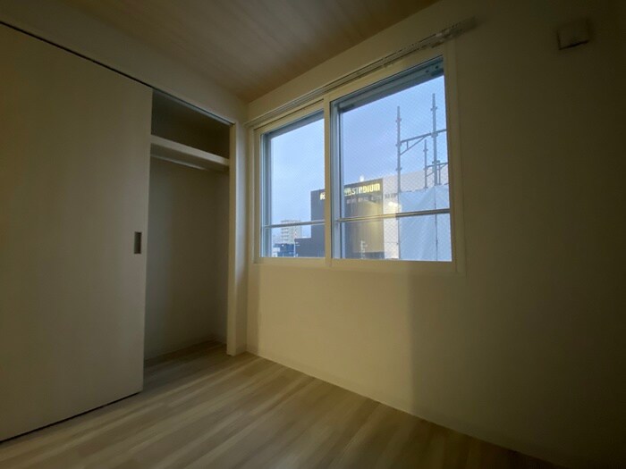 物件内観写真4　(居室)