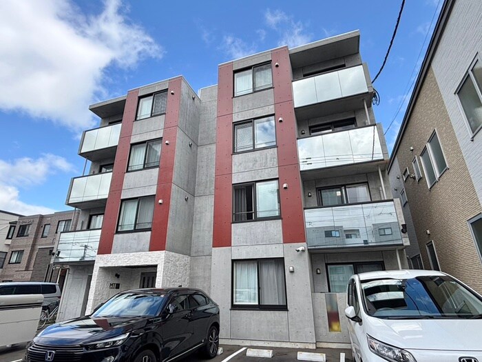 物件外観写真2　(外観写真)