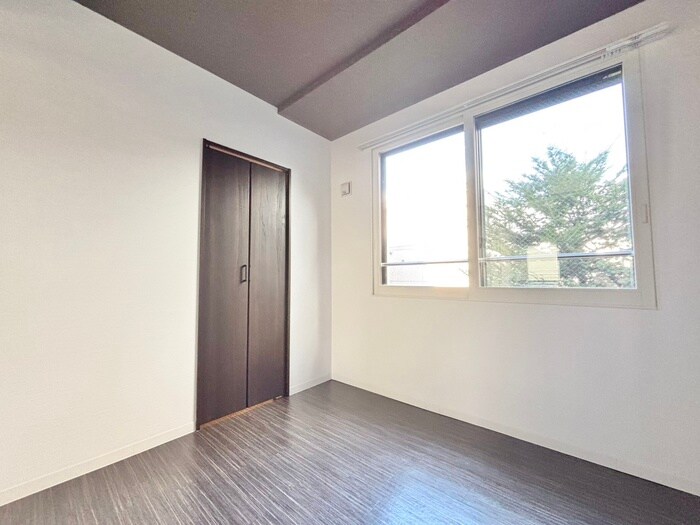 物件内観写真11　(居室)