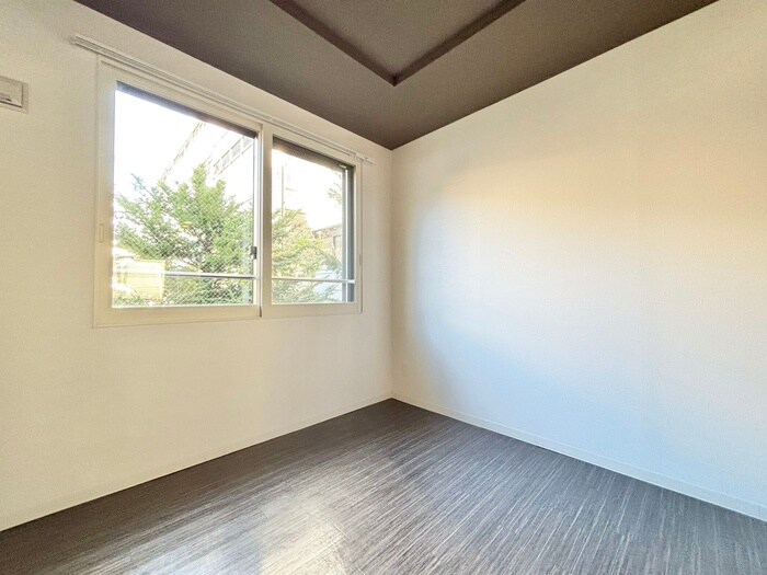 物件内観写真13　(居室)