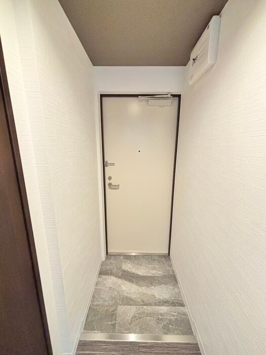 物件内観写真19　(玄関)