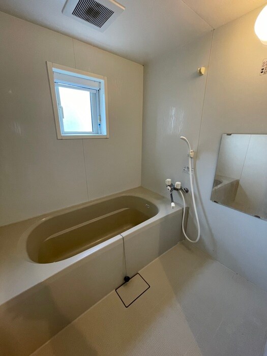 物件内観写真12　(バス／シャワールーム等)