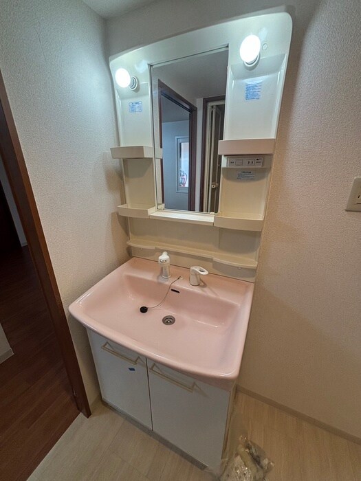 物件内観写真15　(洗面)