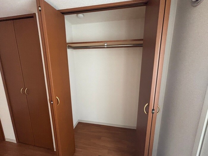 物件内観写真16　(収納)