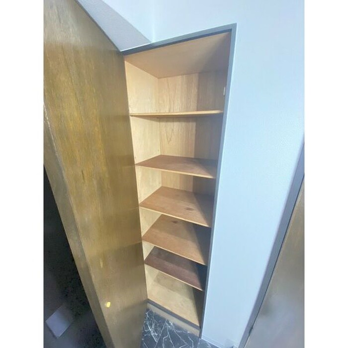 物件内観写真15　(靴箱)