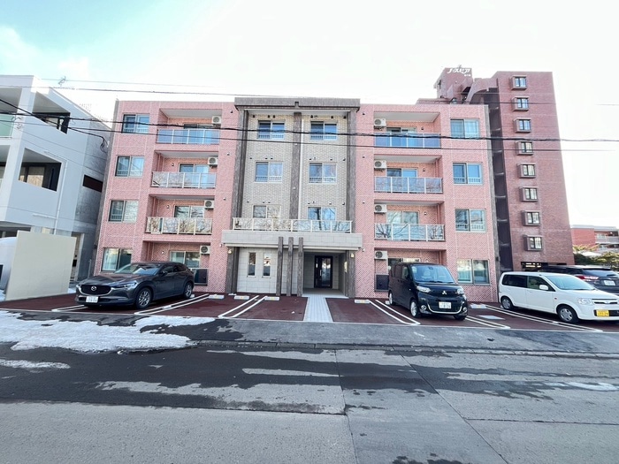 ｸﾞﾗﾝﾒｰﾙ宮の森ｳﾞｪｰﾙﾊﾟﾙｸの物件外観写真