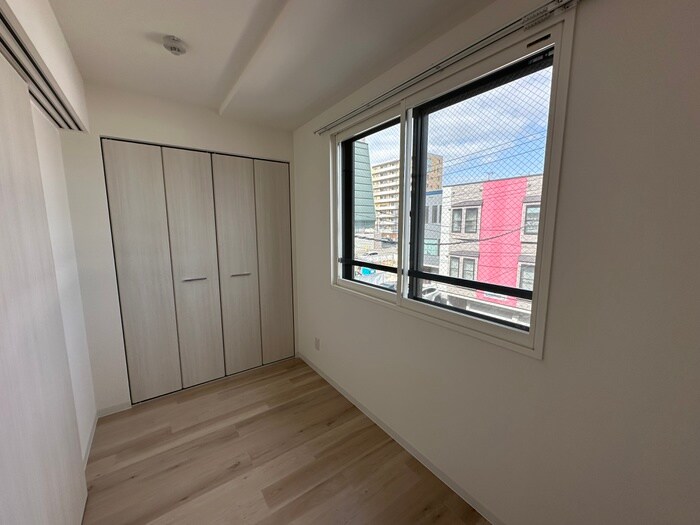 物件内観写真16　(居室)