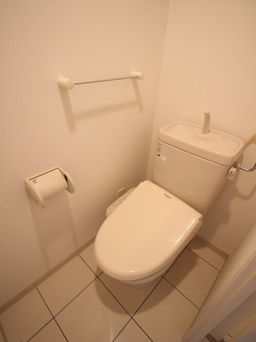 物件内観写真12　(トイレ)