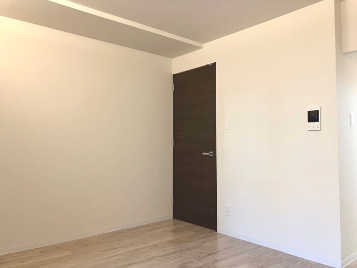 物件内観写真11　(居室)