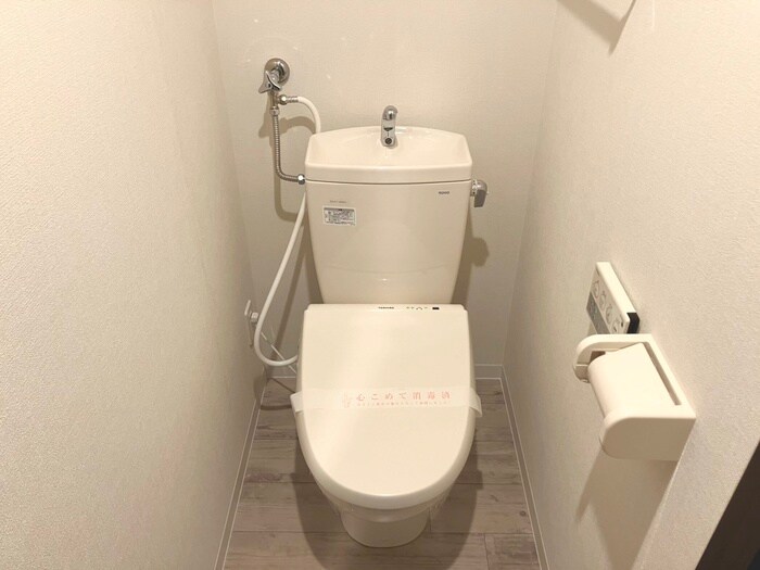 物件内観写真16　(トイレ)