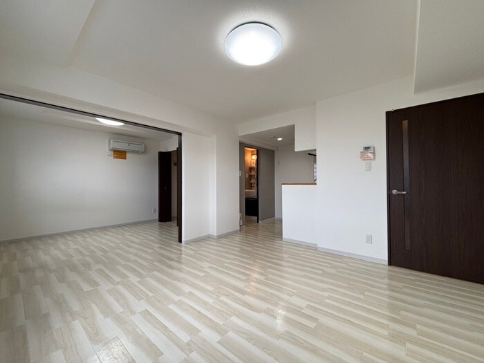 物件内観写真10　(居室)