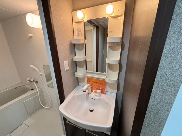 物件内観写真16　(洗面)