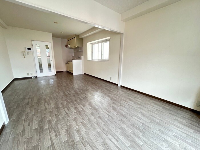 物件内観写真16　(居室)