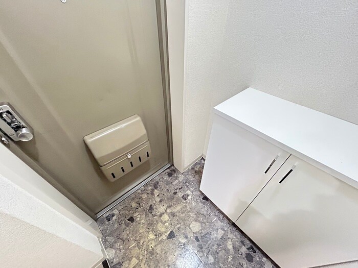 物件内観写真22　(玄関)