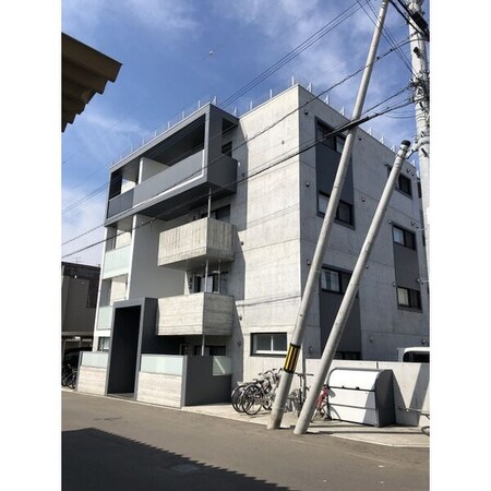 ミカエルアルファⅢ外観写真