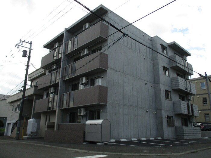 物件外観写真3　(外観写真)