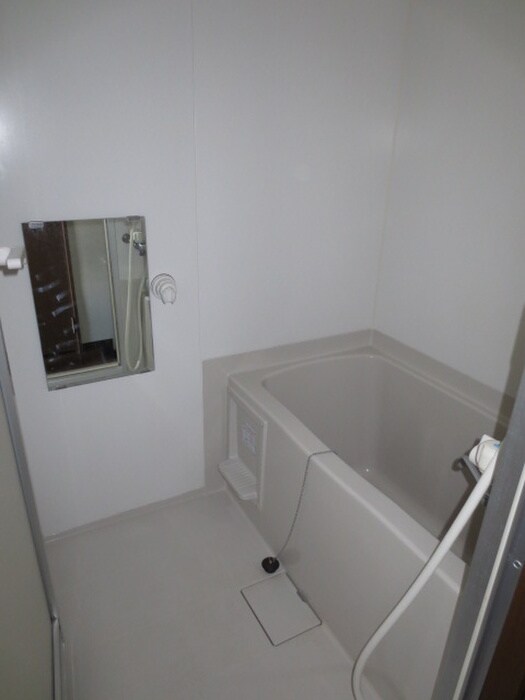 物件内観写真13　(バス／シャワールーム等)