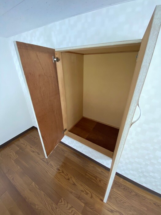 物件内観写真18　(収納)