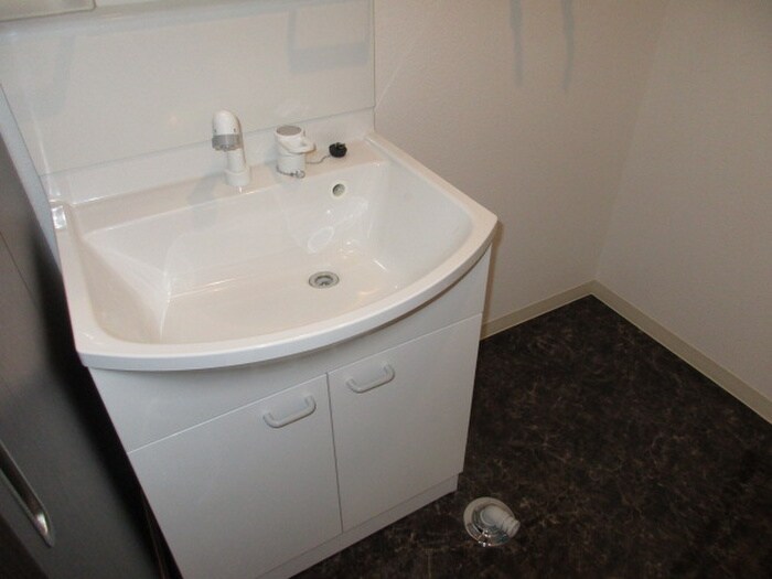 物件内観写真12　(洗面)