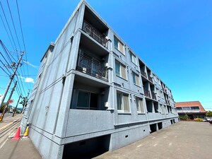 House of LIZA 平岸壱番館外観写真