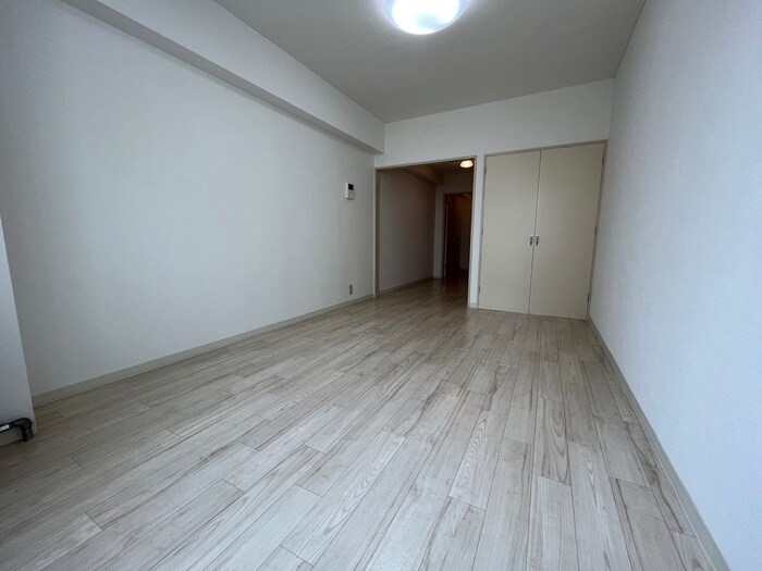 物件内観写真6　(居室)