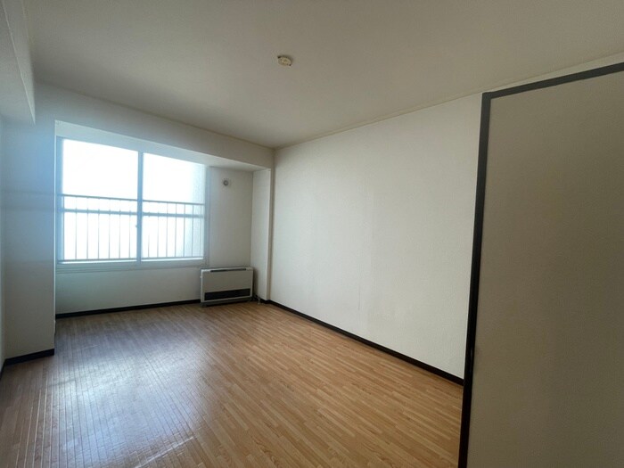 物件内観写真6　(居室)