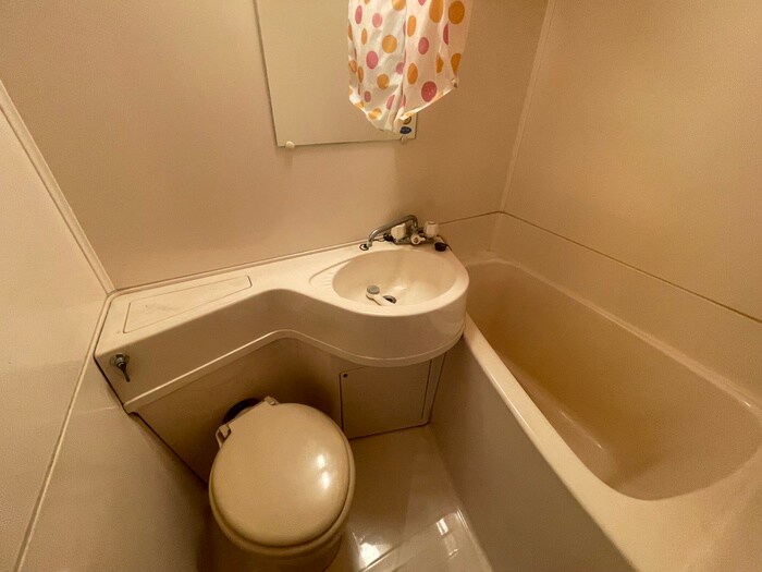 物件内観写真12　(バス／シャワールーム等)