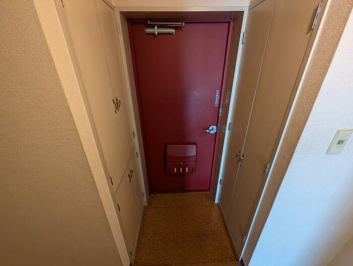 物件内観写真14　(玄関)