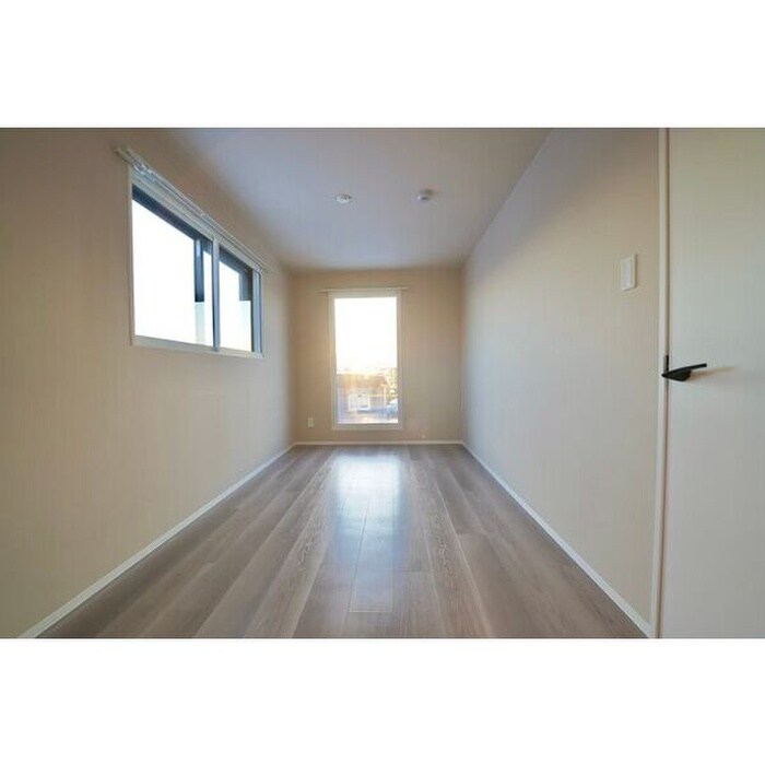 物件内観写真11　(居室)