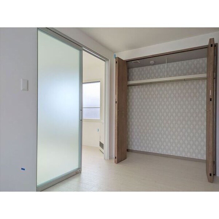 物件内観写真6　(居室)