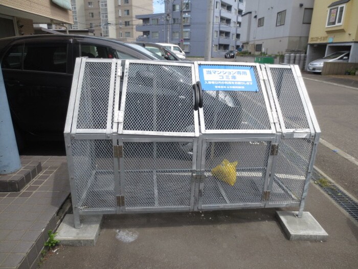 物件外観写真3　(その他)