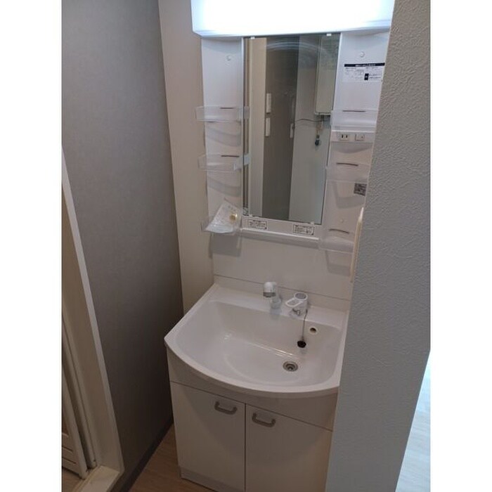 物件内観写真11　(洗面)