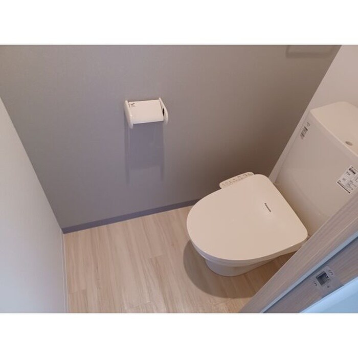 物件内観写真13　(トイレ)