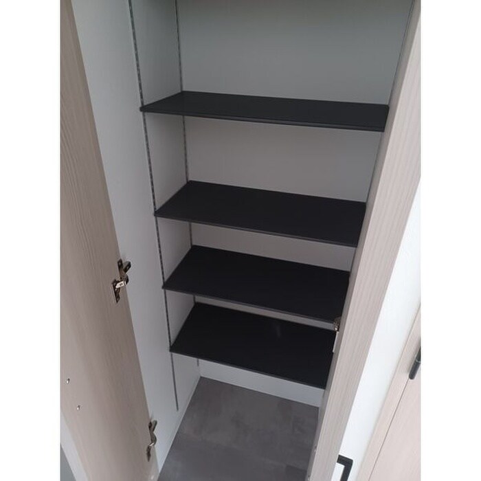 物件内観写真15　(収納)