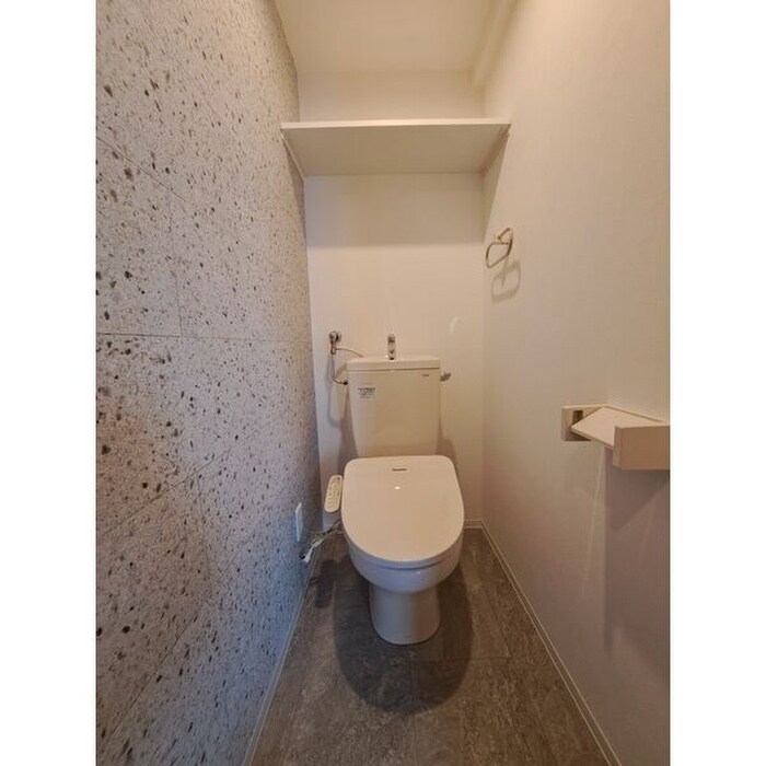 物件内観写真13　(トイレ)