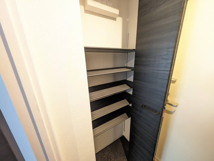 物件内観写真20　(収納)